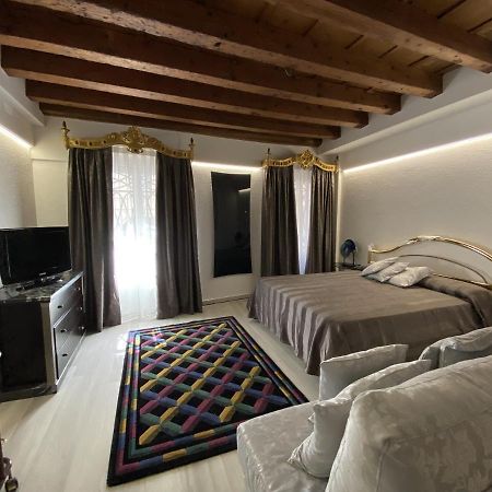 Ln Homes Venice - San Marco Canal View エクステリア 写真